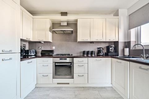 2 bedroom apartment for sale, Eaton Place, Larkfield