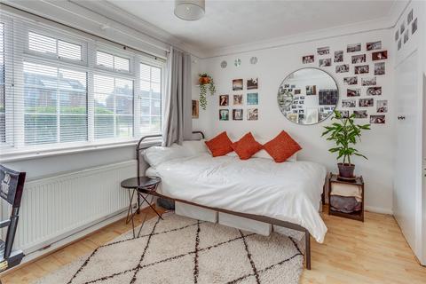 12 Arnside Close, Twyford, Reading, RG10 9BS