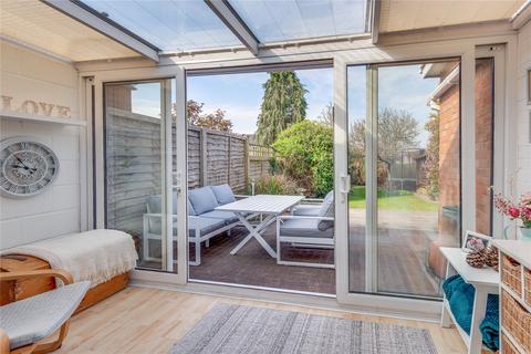 12 Arnside Close, Twyford, Reading, RG10 9BS