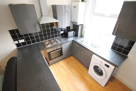undefined, Delph Mount, Woodhouse, Leeds, LS6 2HS