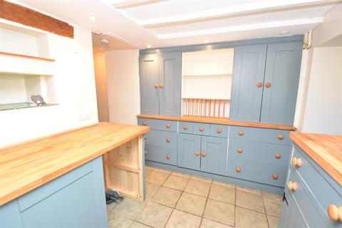 2 bedroom terraced house to rent, West End Road, Bradninch, Exeter