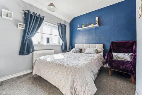 68 Trelawney Avenue, Langley, Slough, SL3 8RW