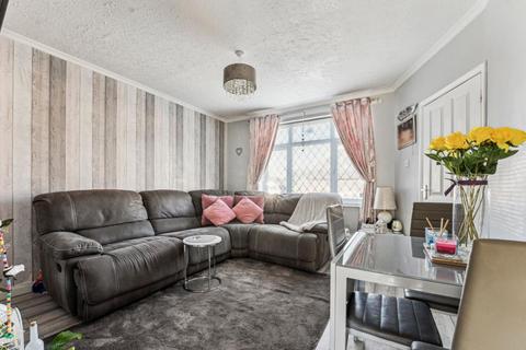 68 Trelawney Avenue, Langley, Slough, SL3 8RW