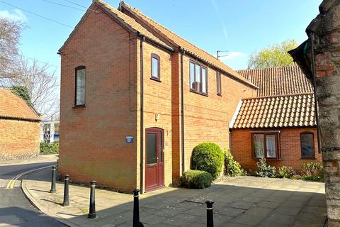 2 bedroom coach house for sale, Bede House Court, Newark