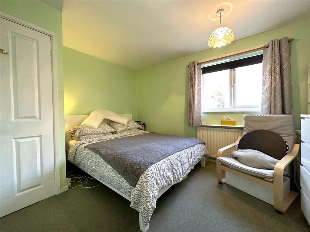 Master Bedroom 295