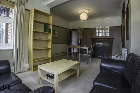1 bedroom flat to rent, Acacia Road, London