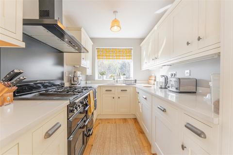 16 Beckman Road, Stourbridge, DY9 0TZ