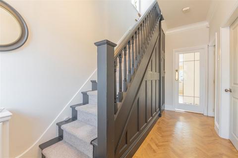 16 Beckman Road, Stourbridge, DY9 0TZ