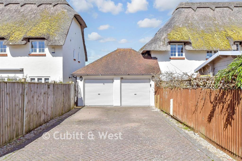 Driveway/Parking