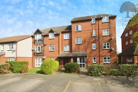 1 bedroom in a flat share to rent, Knowles Close, WEST DRAYTON UB7