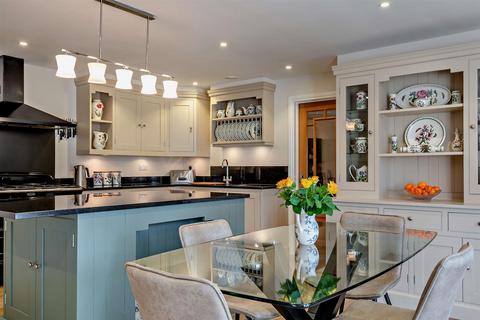 4 bedroom detached house for sale, High Street, Braunston, Rutland