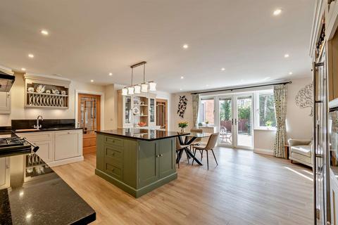 4 bedroom detached house for sale, High Street, Braunston, Rutland