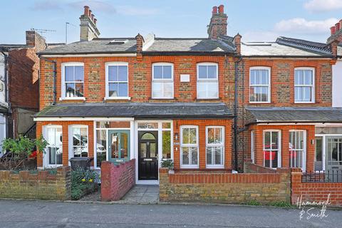 37 Allnutts Road, Epping, CM16 7BE
