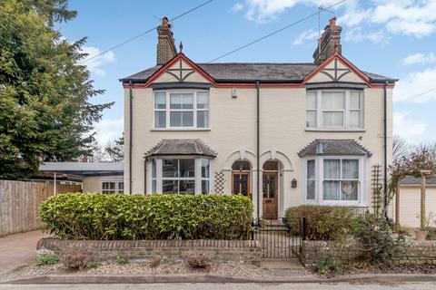 3 bedroom semi-detached house for sale, Bois Moor Road, Chesham