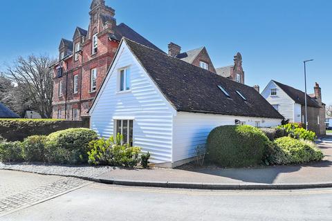 2 bedroom semi-detached house for sale, The Grange, Stevenage, Hertfordshire, SG1