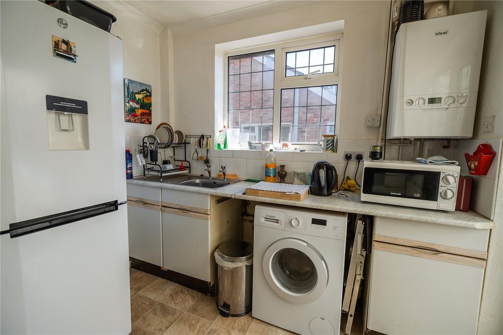 Kitchen (2)