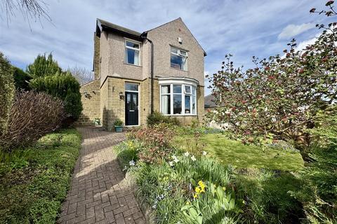 3 bedroom detached house for sale, Kaye Lane, Almondbury, Huddersfield, HD5 8XP