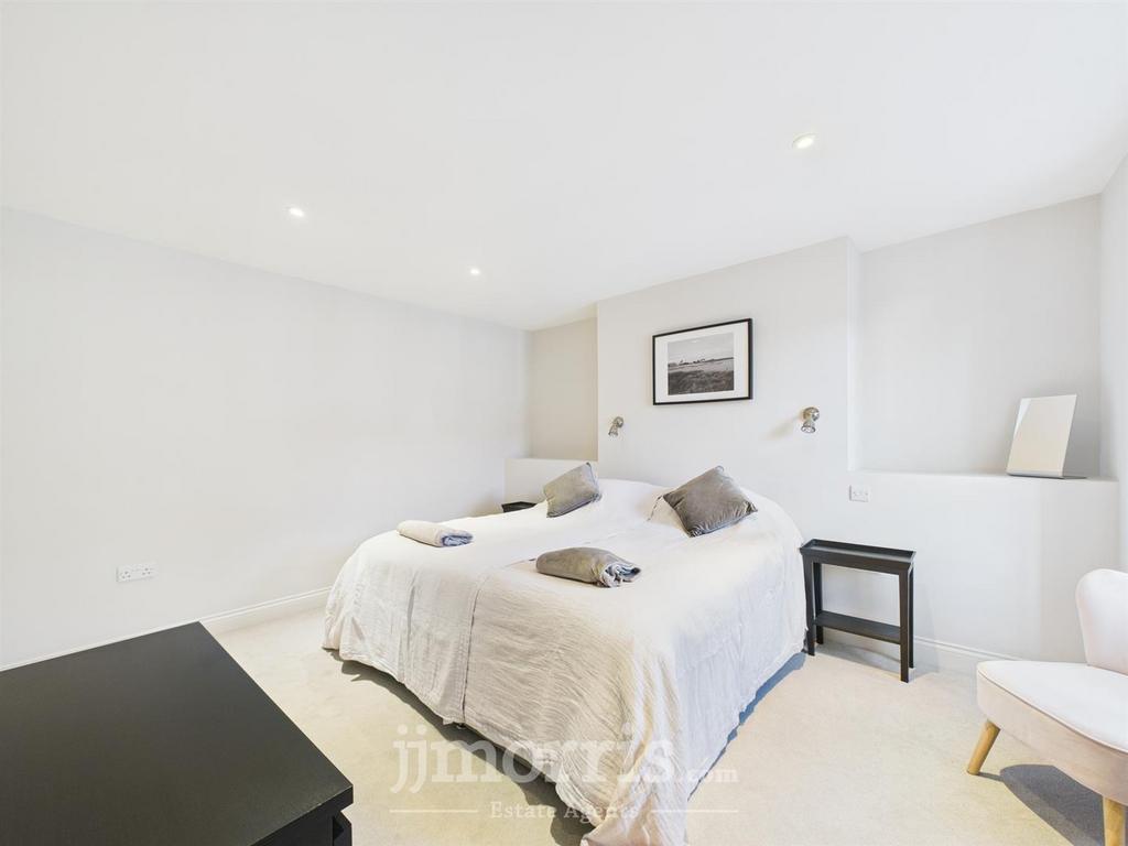 Bedroom 1  (front)