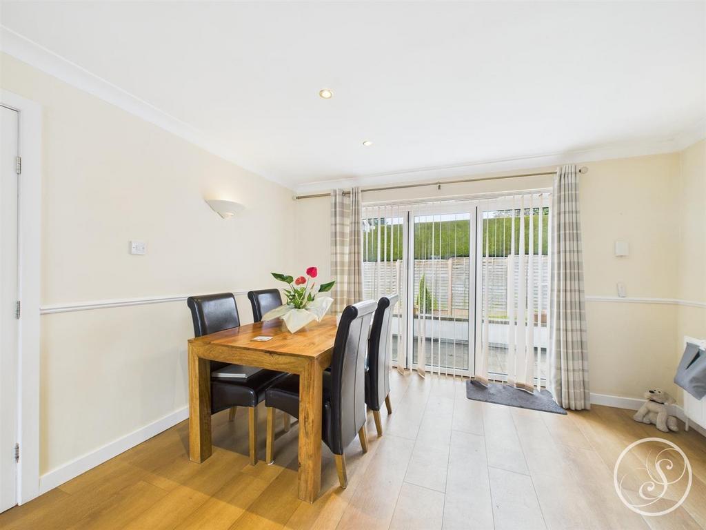 CAM02071 G0-PR0550-STILL016.jpg