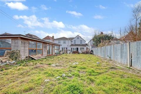 undefined, Shaftesbury Avenue, Thorpe Bay, Essex, SS1
