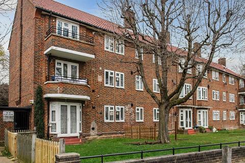 91 Restons Crescent, London, SE9 2JD