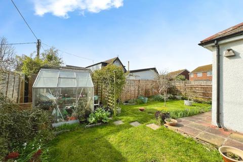 3 bedroom detached bungalow for sale, Seaway Road, St. Marys Bay, Romney Marsh