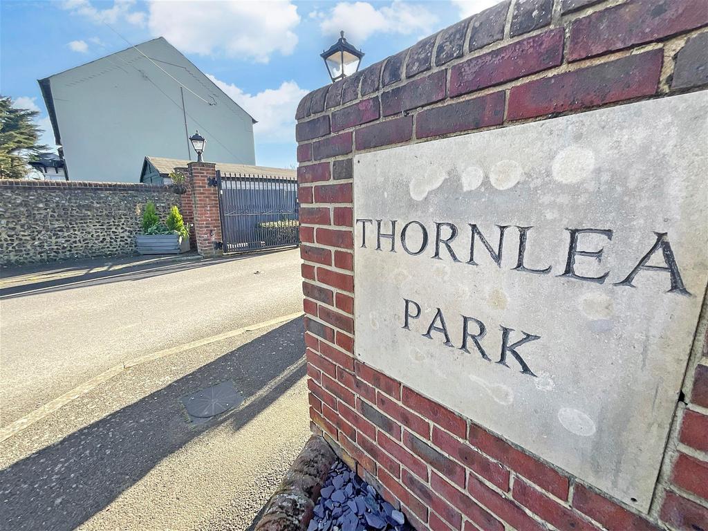 Thornlea Park Signage
