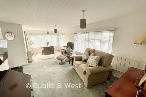 2 bedroom park home for sale, Kingsmead, Lyminster, West Sussex