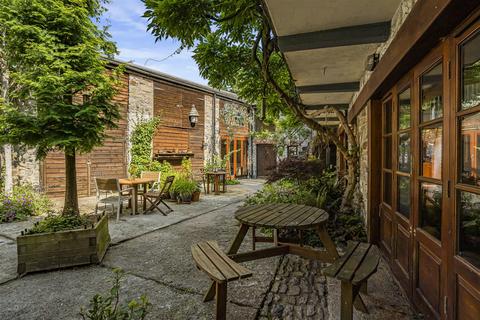 Longwood Court Fore Street, Buckfastleigh, TQ11 0BS