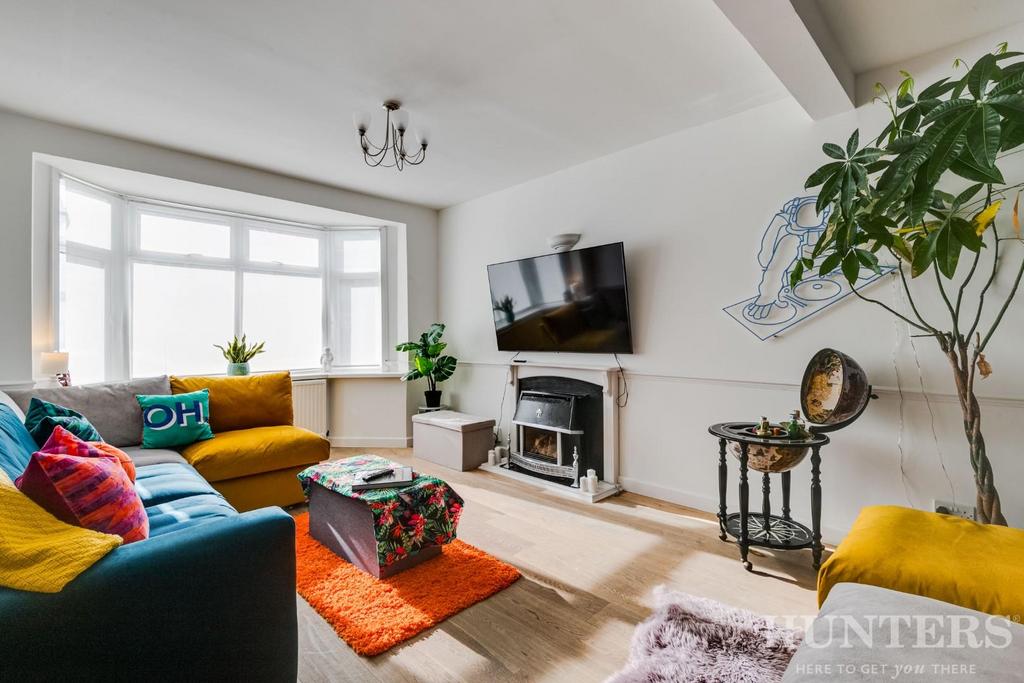 47 Brantwood Rd, London N17, UK-1.jpg