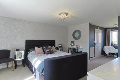 7 Albatross Road, Exeter, EX2 7SB