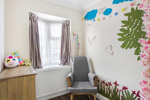 77 Wills Crescent, Whitton, Hounslow, TW3 2JE