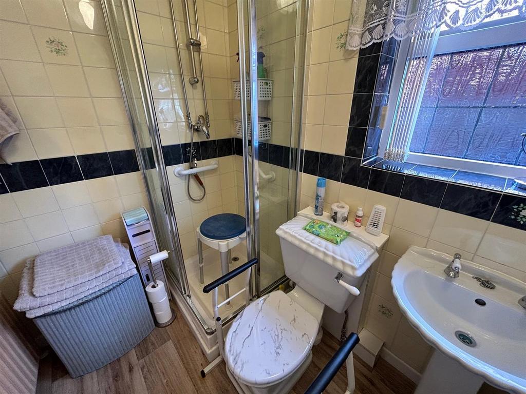 Bath 2.jpg