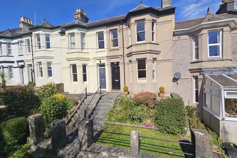 10 Albert Terrace, Drakewalls, Gunnislake, PL18 9DU