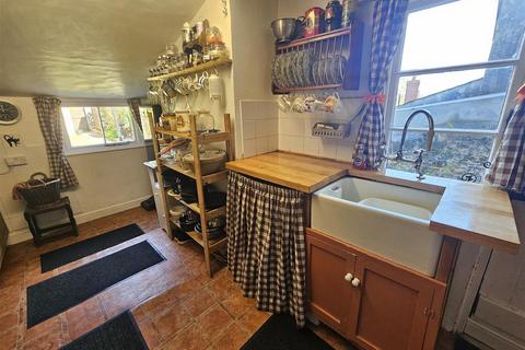 10 Albert Terrace, Drakewalls, Gunnislake, PL18 9DU