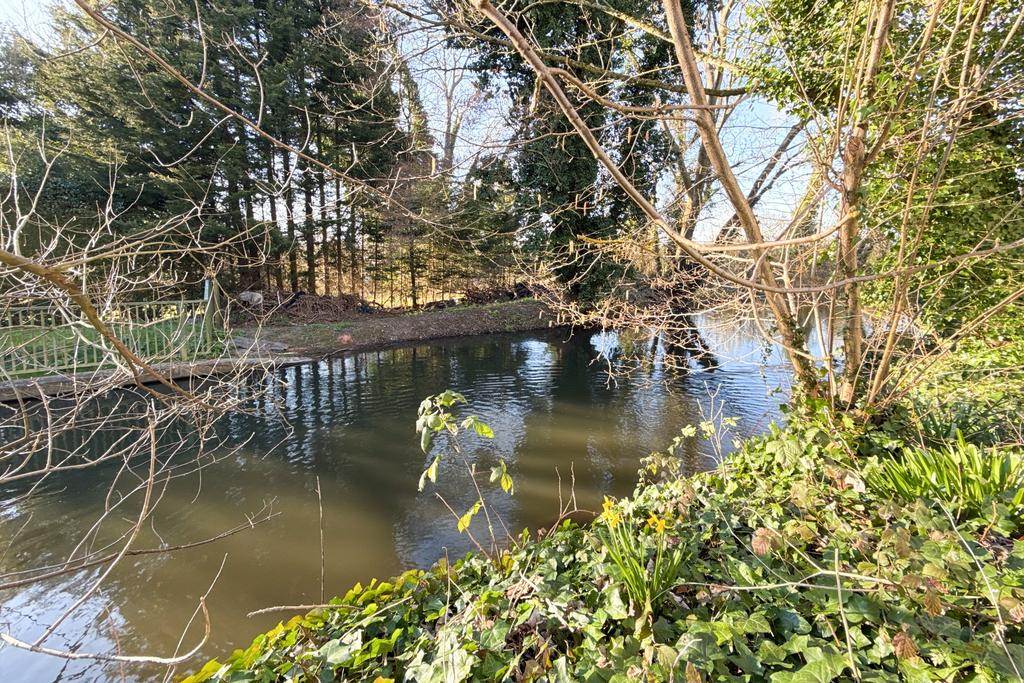 River colne