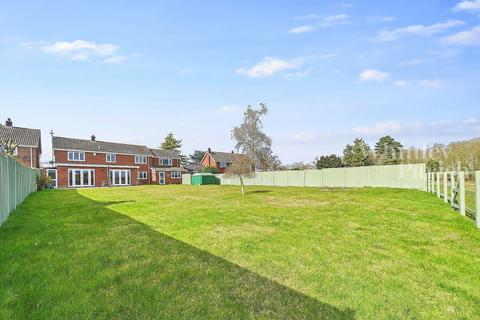 5 bedroom detached house for sale, Station Road, Norwich NR16