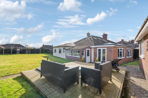 4 bedroom semi-detached bungalow for sale, Kesters Road, Chesham, Buckinghamshire, HP5 1RP