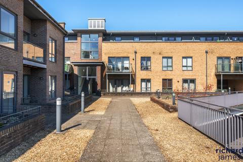 2 bedroom apartment for sale, Firefly Avenue, Swindon SN2