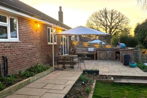 undefined, Meadow Close, Liphook