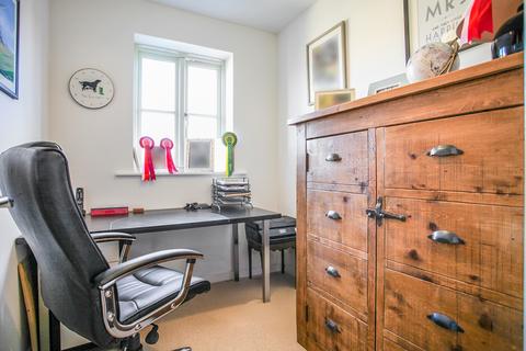 5 Halifax Way, Moreton-in-marsh, GL56 0GN