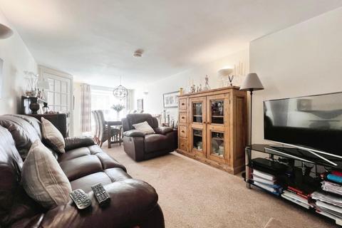 2 bedroom terraced house for sale, Lees Road, Brabourne Lees