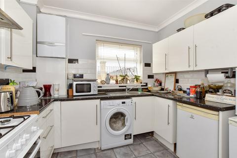 2 bedroom ground floor flat for sale, Rostrevor Court, Sandown PO36