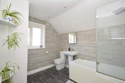 11 Chilham Road, Folkestone, CT19 4HG