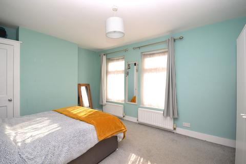 11 Chilham Road, Folkestone, CT19 4HG