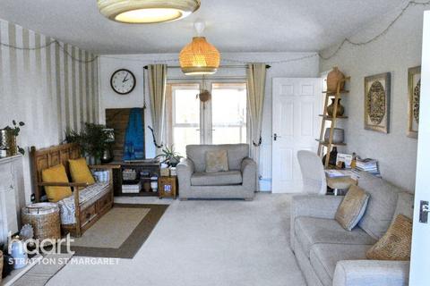 84 Biddestone Avenue, Coate, Swindon, SN3 6BJ