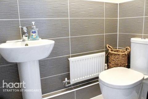 84 Biddestone Avenue, Coate, Swindon, SN3 6BJ