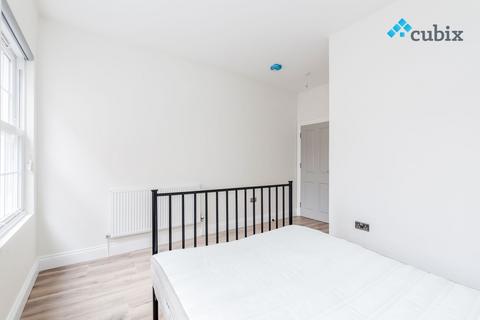 3 bedroom flat to rent, New Kent Road, London SE1