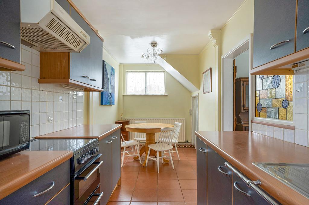 Kitchen dining