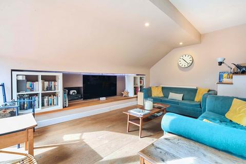 Bishopswood Church Avenue, Clapham, Lancaster, LA2 8EA
